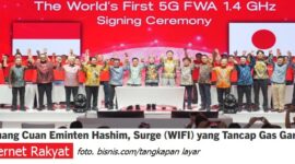 Acara penandatanganan yang meriah, dengan peserta berpakaian batik dan jas formal, menjadi simbol kolaborasi bilateral Indonesia-Jepang/FOTO. bisnis.com/tangkapan layar