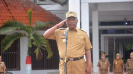 I Komang Koheri Saat Memimpin Apel/ foto.IST