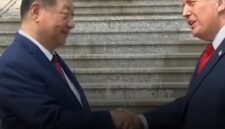 Xi Jinping - Trump Tampak Berbincang Singkat Sebelum Prosesi Kenegaraan Dimulai/photo.Dok Istimewa 