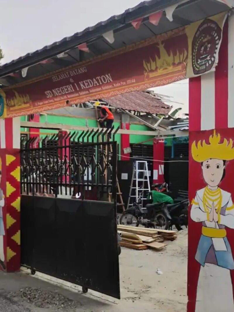 Program revitalisasi sekolah di SDN 1 Kedaton/photo istimewa 